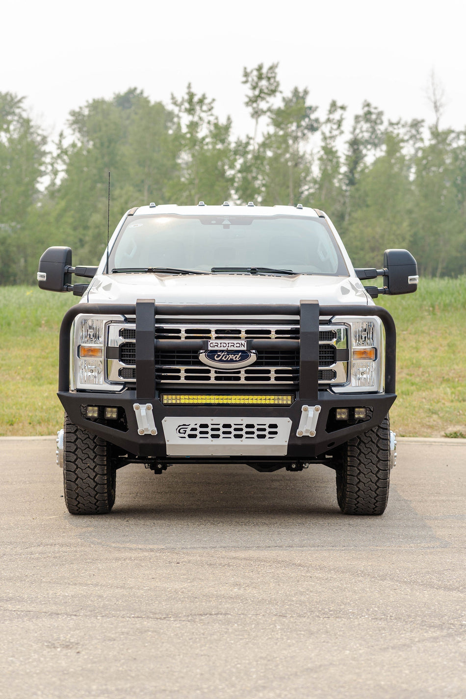 Gridiron 2023-2024 Ford F250/F350 Full Tube Front Bumper